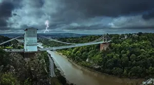 Clifton-Hängebrücke Drucke: Clifton-Schwungbrücke während des Sturms.