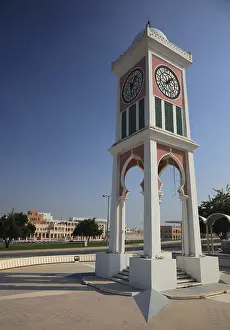 Qatar Cityscape Drucke: Clock Tower Squara, Doha, Qatar, Qatar