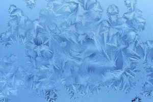 Deserted Window Scene Drucke: Close up of ice patterns on winter glass texture