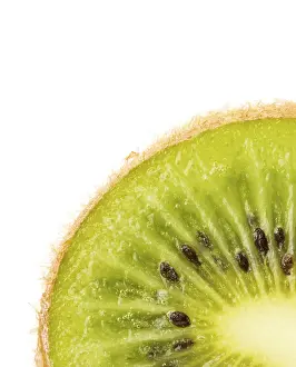 Close Up Kiwi Drucke: Close up on Kiwi fruit