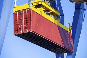 Empty Harbour Scene Drucke: Close-up of the loading of a shipping container