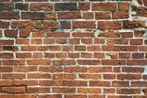 Deserted Construction Site Image Drucke: Close-up of red brick wall, background image
