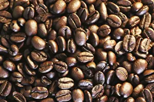 Close Up Coffee Beans Drucke: Close up view coffee beans