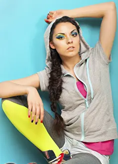 Beautiful Woman Drucke: Closeup portrait of a beautiful model with creative dynamic multicolor make up