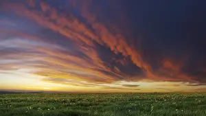 Overcast Weather Conditions Drucke: Cloud front approaching