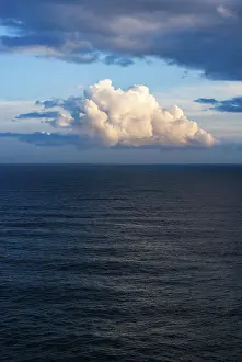 Deserted Spanish Shore Drucke: Cloud atmosphere at the Atlantic Ocean