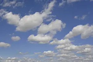 Cloud Formation Germany Drucke: Cloud formation, blue sky with cumulus clouds