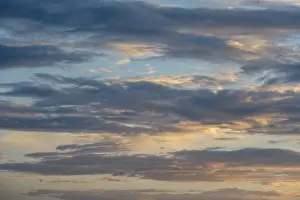 Sunset In Europe Drucke: Cloud formation in front of sunset, Germany