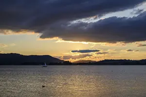 Cloud Formations In Middle Europe Drucke: Cloud formation at sunset over Lake Constance