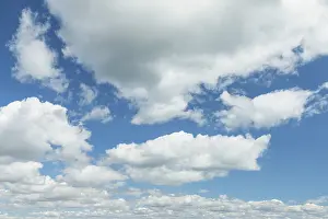 Australasia Deserted Landscapes Drucke: Cloud formations over the Firth of Thames