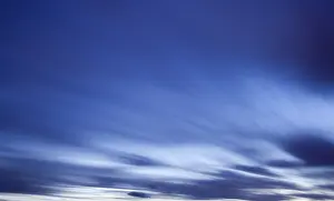 Cloudy Weather Forecasts Drucke: Cloud motion in the twilight
