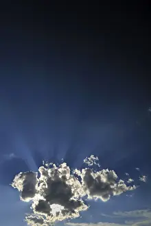 Exterior View Photography Drucke: Cloud with sun rays