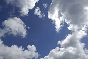 Cloudy Blue Skies Drucke: Clouds