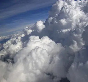 Cumulonimbus Cloud Formation Drucke: Clouds in the blue sky