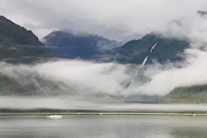 Cloudy Atmosphere Drucke: Clouds, Endicott Arm, Inside Passage