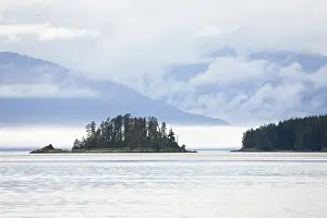 Overcast Ocean View Drucke: Clouds, Endicott Arm, Inside Passage