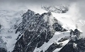 US America Nature Reserves Drucke: Clouds over glaciers with snow