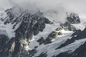 US American Nature Reserves Drucke: Clouds over glaciers with snow