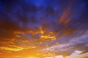 Colorful Nature Scene Drucke: Clouds at sunrise