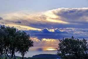 Eastern European Coastal Scenery Drucke: Cloudy mood and sunset, viewpoint