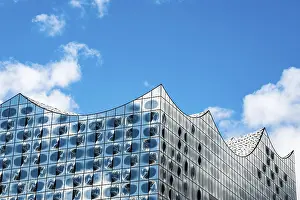 Hamburg Architecture Drucke: Cloudy reflection, glass facade
