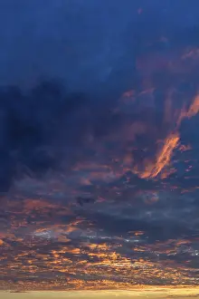 Cloudy Sunset Drucke: Cloudy sky at sunset, Bavaria, Germany