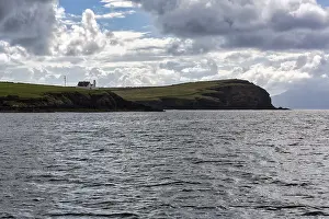 County Kerry Coastal Area Drucke: Coastline with lighthouse on cliff