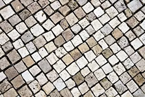 Deserted Cobblestone Streets Drucke: Cobblestone pavement