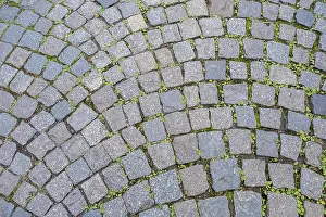 Deserted Cobblestone Street Drucke: Cobblestone, texture, background