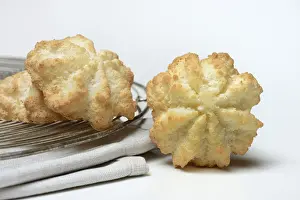 Self Made Bakery Products Drucke: Coconut macaroons