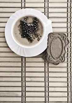 Deserted Breakfast Table Drucke: Coffee composition of cappuchino on mat