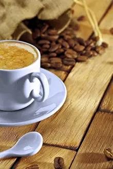 Indonesian Coffee Culture Drucke: Coffee composition on wooden table