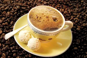 Legume Nutrition Facts Drucke: Coffee cup and coffee beans