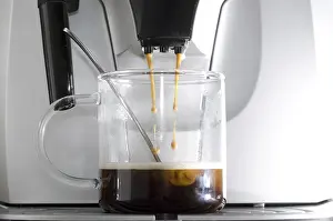 Coffee Machine Drucke: Coffee Machine Making a Coffee