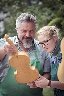 Master Violin Maker Drucke: Collaborator and master violin maker Rainer W