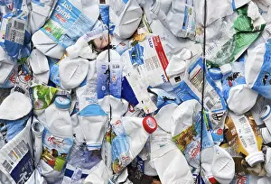 Environmental Protection Tips Drucke: Collected plastics for recycling