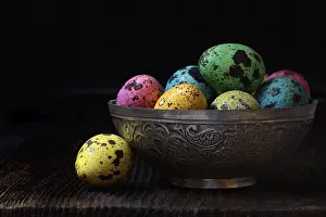 Quail Egg Nutrition Drucke: Coloured quail eggs in shell, Easter eggs, Germany