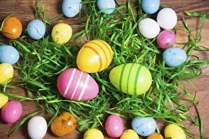 Easter Egg Decoration Ideas Drucke: Colourful Easter decoration