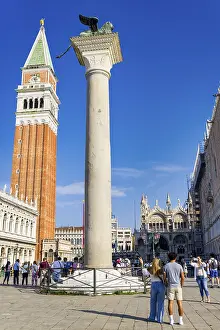 Venice UNESCO Site Drucke: Column on St Mark's Square
