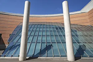 European Culture Landmarks Drucke: Two columns with the 12th and the 13th article of the Human Rights