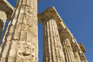 Ancient Greek Ruins Sicily Drucke: Columns against a blue sky, Tempel E (Temple of Hera)