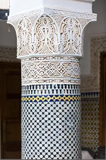 Marrakech Residential Building Drucke: Columns in Riad, Column, traditional