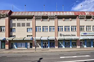 Commercial Building Drucke: Commercial building, general development