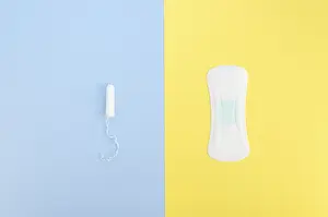 Feminine Hygiene Products Drucke: Comparison pad tampon