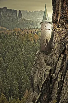 Old Fashioned Building Drucke: Compose: Rock Tower