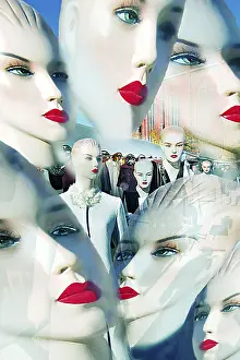 Collage Drucke: KOMPOSITIONEN: Masken, auf dem Auer-Dult.