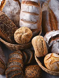 Bread And Pastry Still Life Drucke: Composition with assorted bakery products in wicker basket