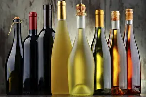 Deserted Wine Shop Drucke: Composition with assorted bottles of wine