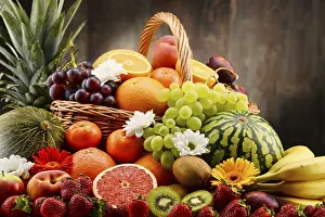 Nutritionally Diverse Food Drucke: Composition with assorted fruits. Balanced diet