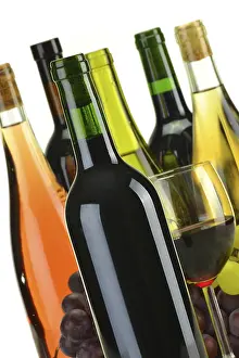 Alcoholic Beverages Drucke: Composition bottles of wine of different sort